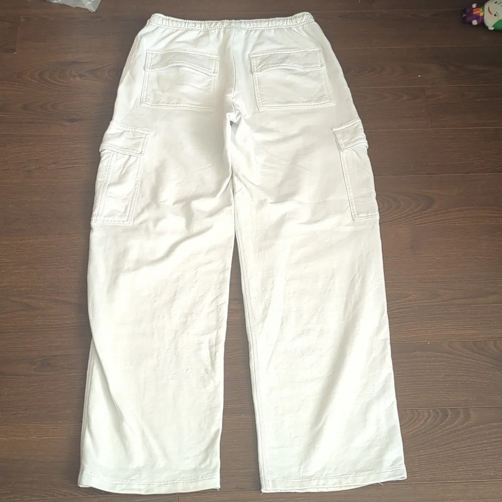 Aritzia Wide Leg Pants in White - Picture 11 of 16